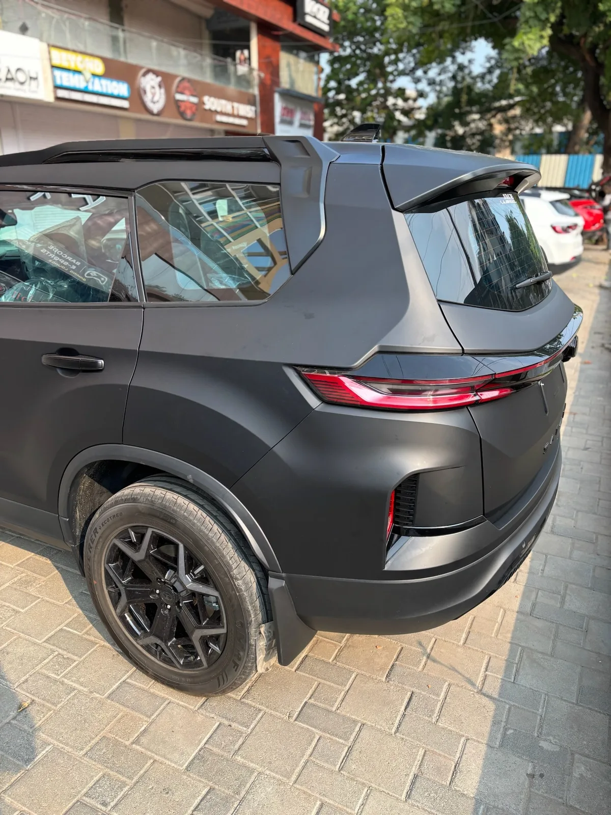 Rear left door of a Tata Safari with matte film